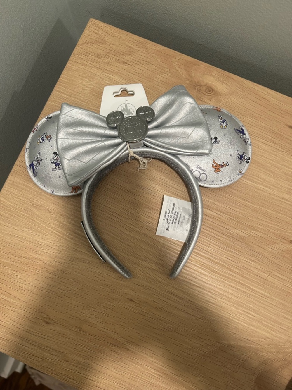 Disney Silver Minnie Mouse Ear Headband with Metallic Bow NWT